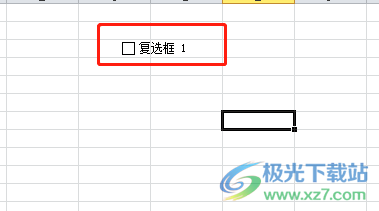 ​excel制作可以打钩的按钮的教程