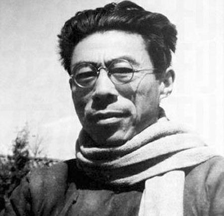 闻一多先生的说和做ppt模板 